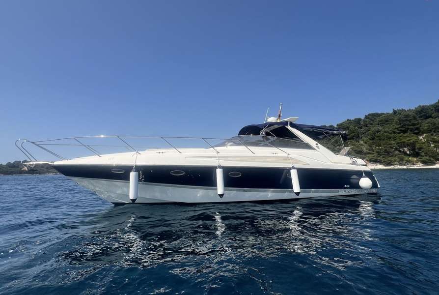 SUNSEEKER MUSTIQUE 42 Cabin Boat , Open express cruiser