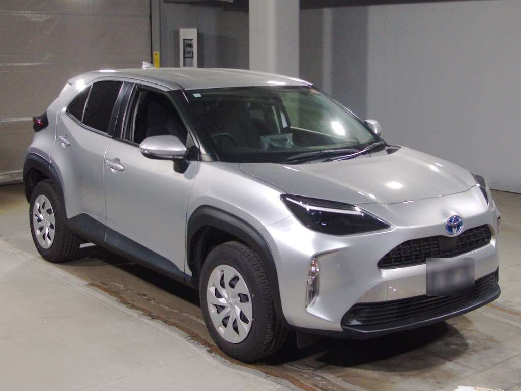 2022 Toyota Yaris Cross — Toyota Yaris Cross 2022 Hybrid 1.5 Automatic SUV in Excellent Condition in Nicosia