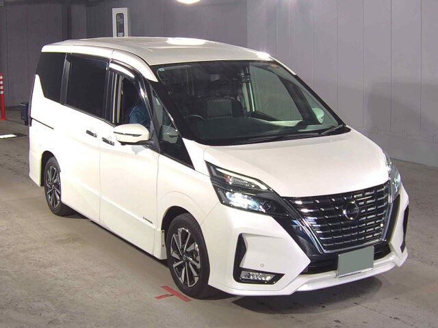 2021 Nissan Serena — Nissan Serena 2021 Automatic Estate 2.0L Petrol with Low Mileage in Nicosia
