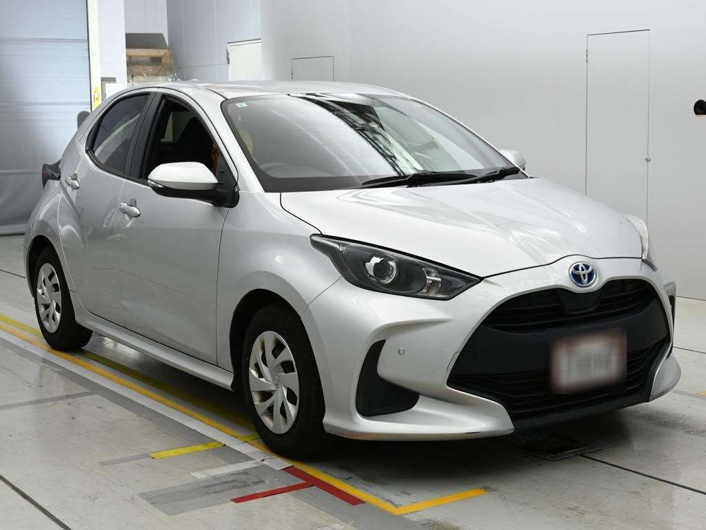 2022 Toyota Yaris — Toyota Yaris 2022 Hybrid 1.5L Automatic Hatchback in Excellent Condition in Nicosia